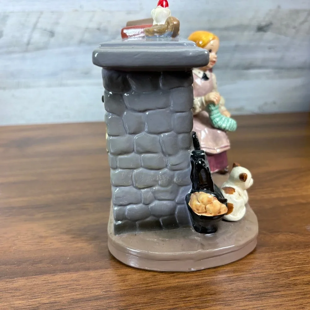 Vintage Christmas Ceramic Music Fireplace 1970's Knitting with the kitty